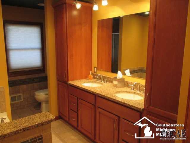 1395 Rutledge Court Temperance, MI 48182 - Photo 11 of 25