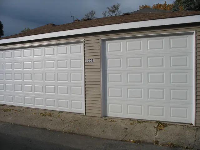 $200 | 2003 North 73rd Court, Unit AG1, Elmwood Park, IL 60707