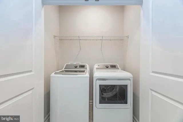 $2,850 | 43357 Radford Divide Terrace, Ashburn, VA 20148