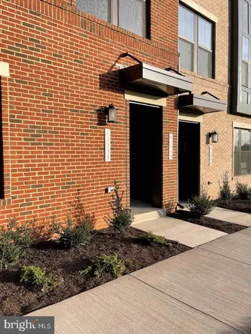 $2,850 | 43357 Radford Divide Terrace, Ashburn, VA 20148