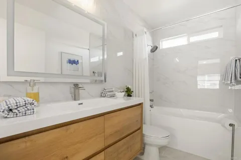 $1,298,000 | 1708 Countryside Drive, Vista, CA 92081