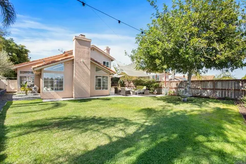 $1,298,000 | 1708 Countryside Drive, Vista, CA 92081