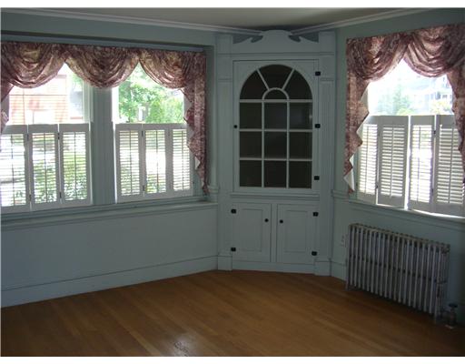 12 Humphreys Road Barrington, RI 02806 - Photo 4 of 12 Dining Room.