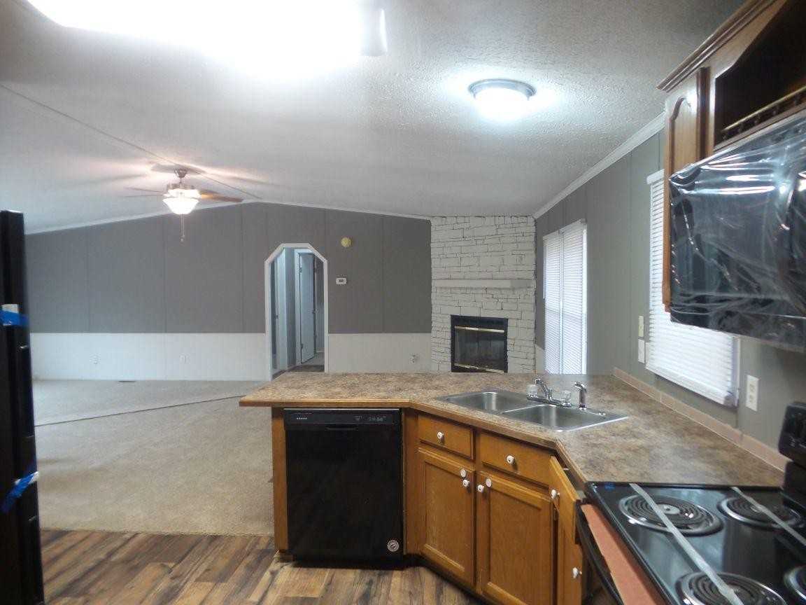 1918 Demory Road La Follette, TN 37766 - Photo 6 of 31 Gallery Image 6