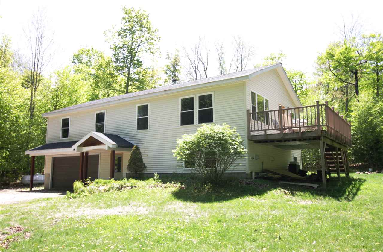 401 Oak Lodge Road Rochester, VT 05767 - Photo 1 of 38