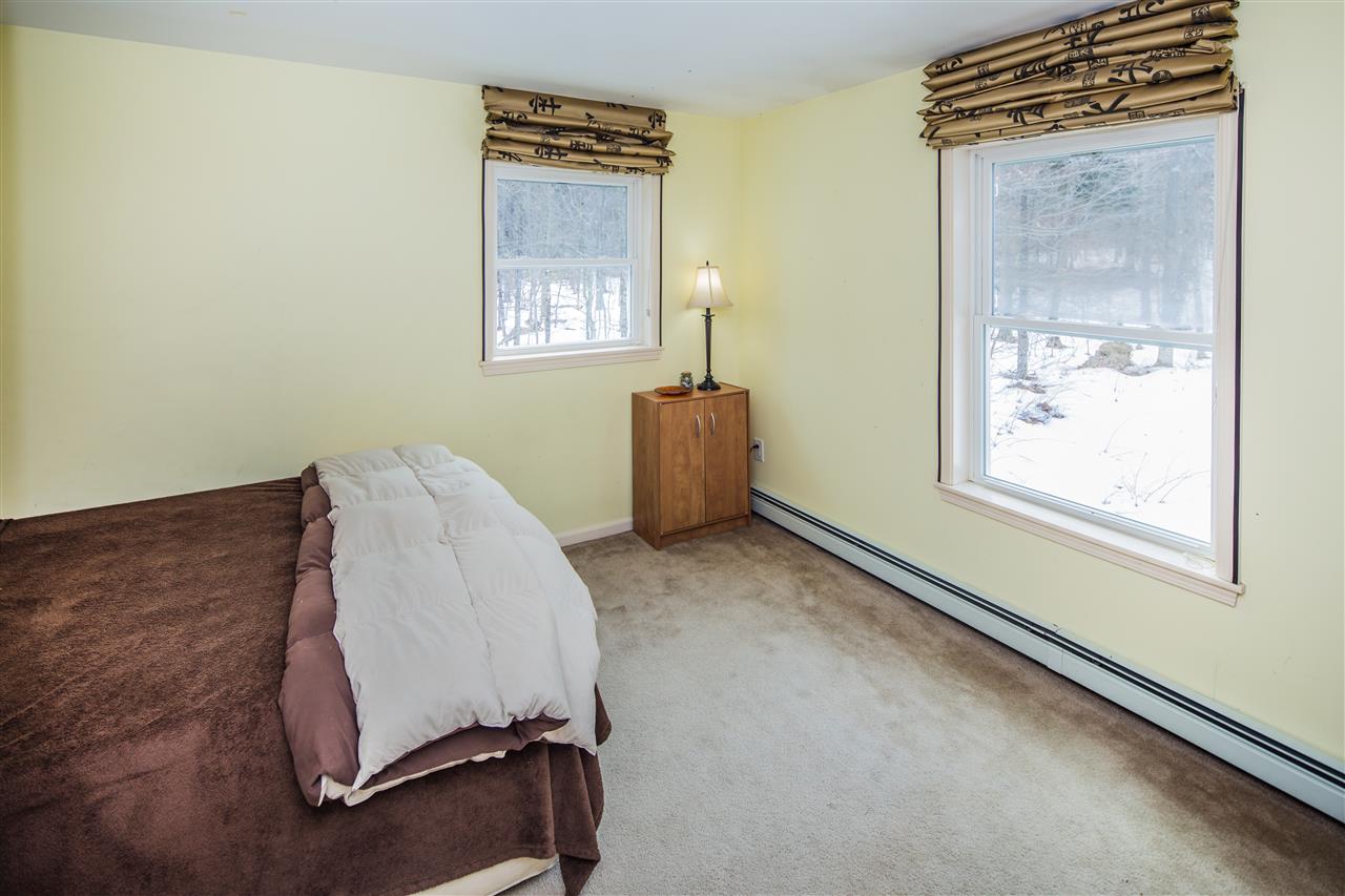 401 Oak Lodge Road Rochester, VT 05767 - Photo 17 of 38