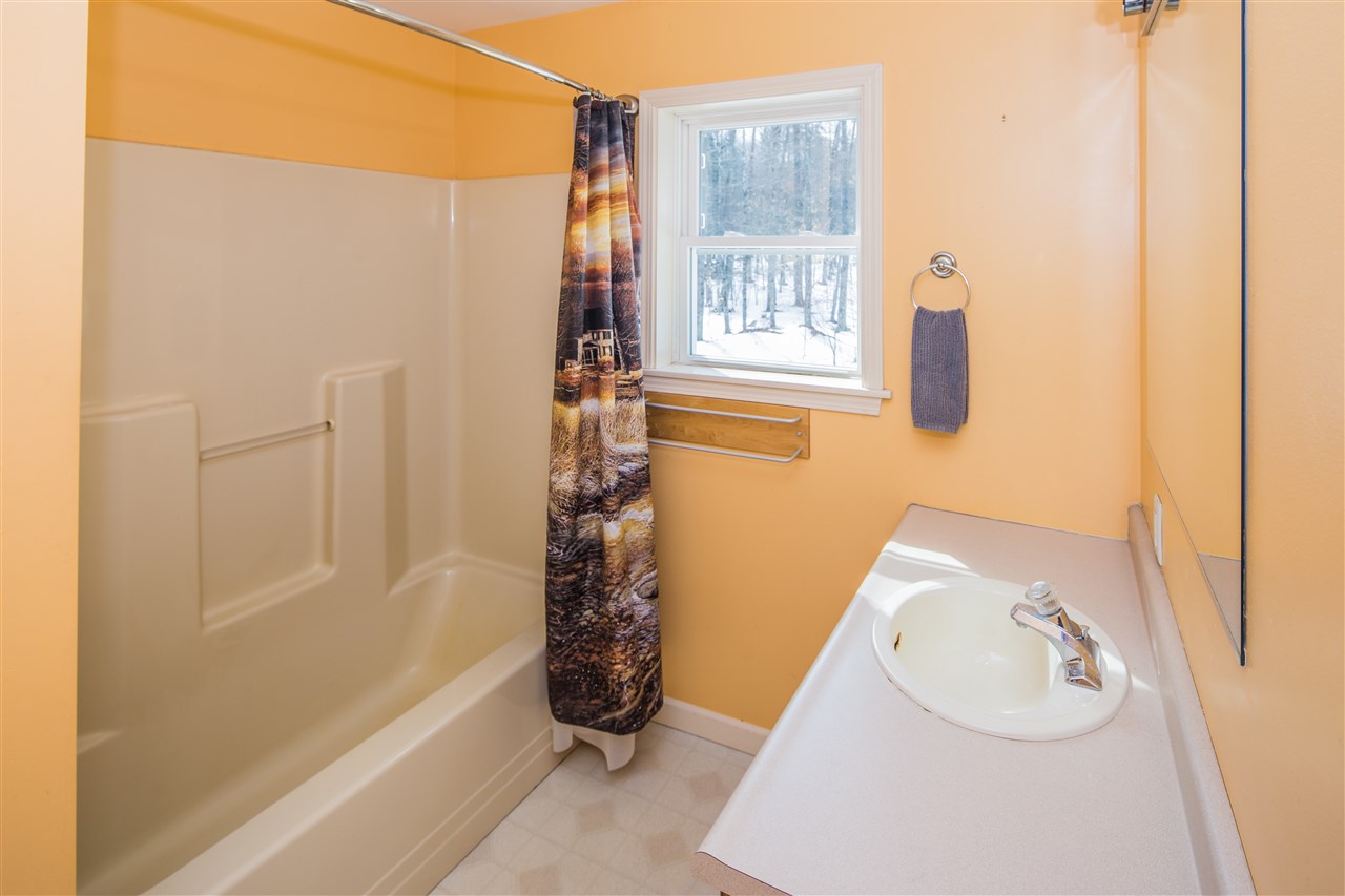 401 Oak Lodge Road Rochester, VT 05767 - Photo 21 of 38