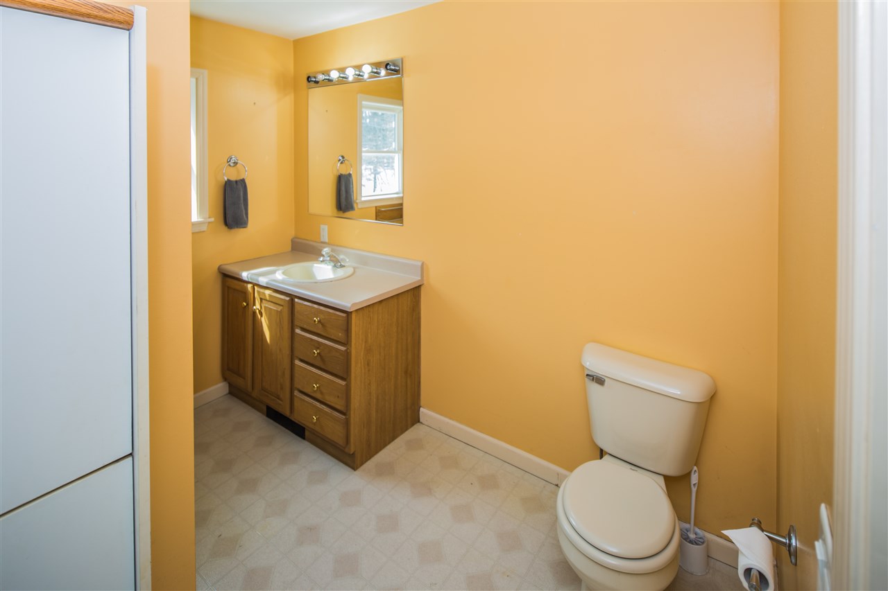 401 Oak Lodge Road Rochester, VT 05767 - Photo 22 of 38