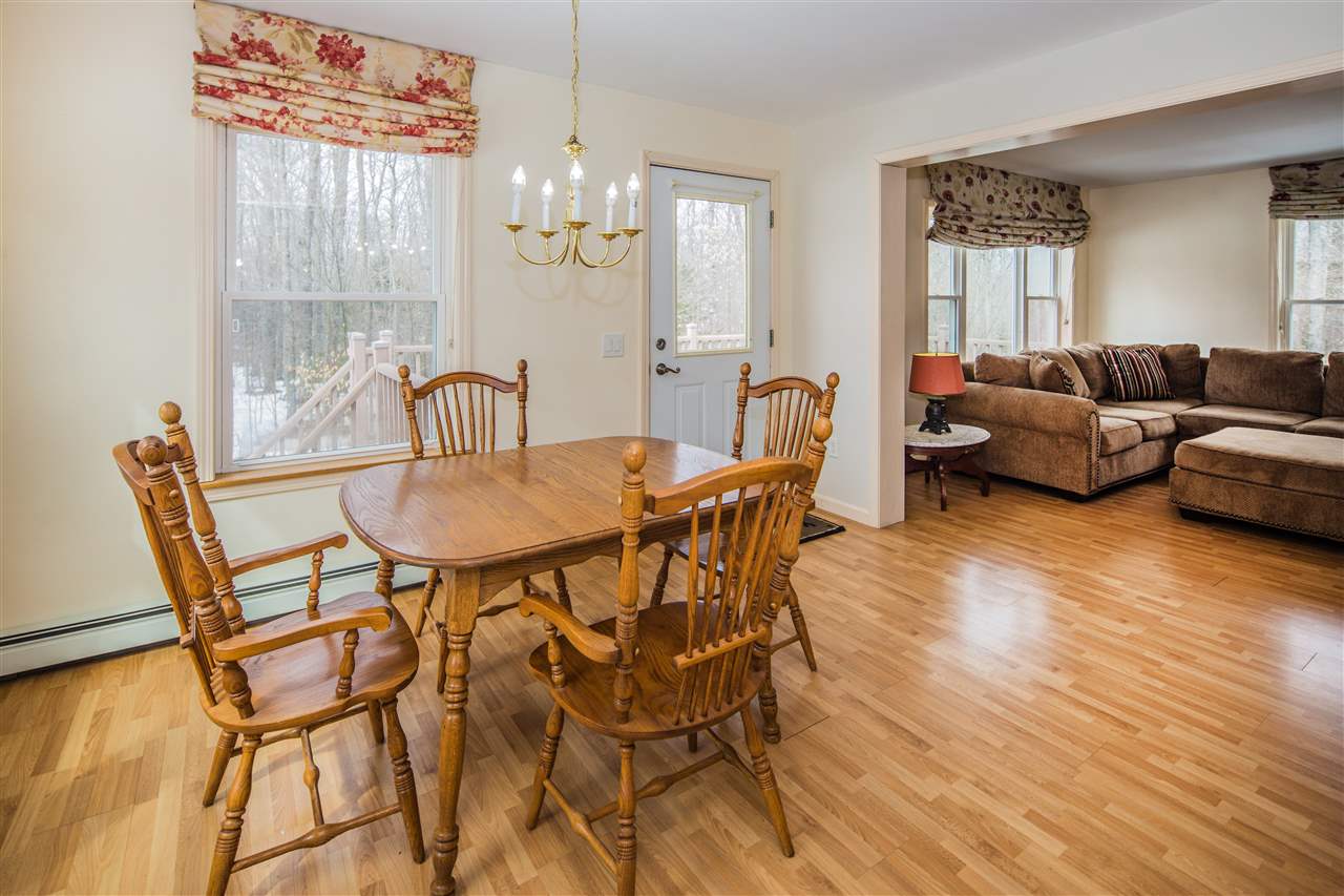 401 Oak Lodge Road Rochester, VT 05767 - Photo 6 of 38