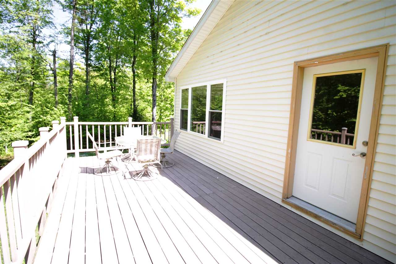 401 Oak Lodge Road Rochester, VT 05767 - Photo 10 of 38