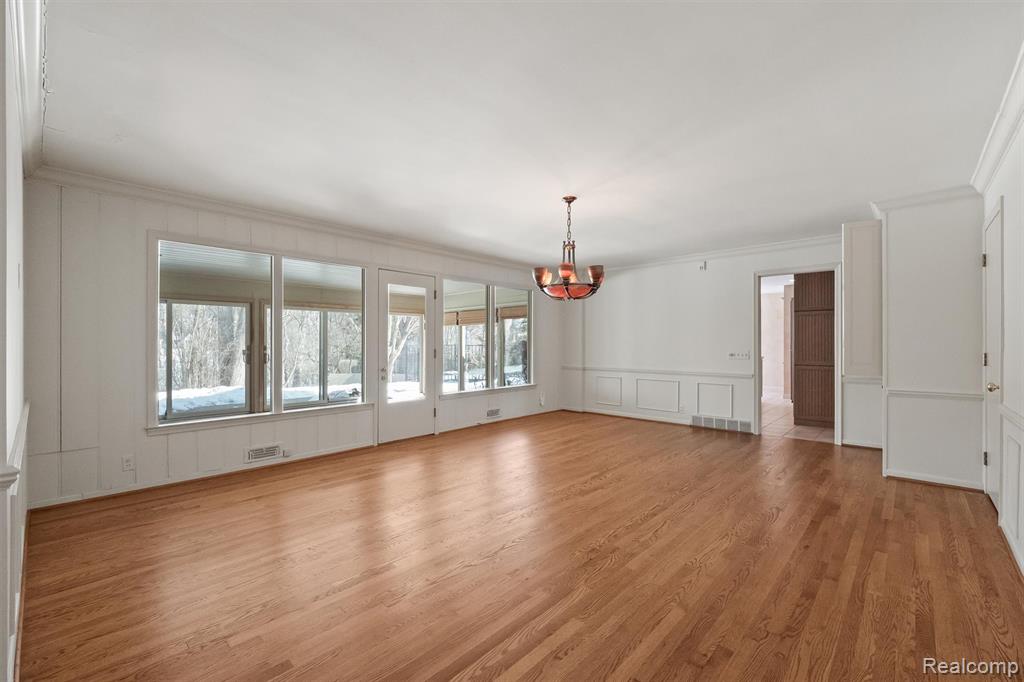 664 Rudgate Road Bloomfield Hills, MI 48304 - Photo 9 of 44 Gallery Image 9