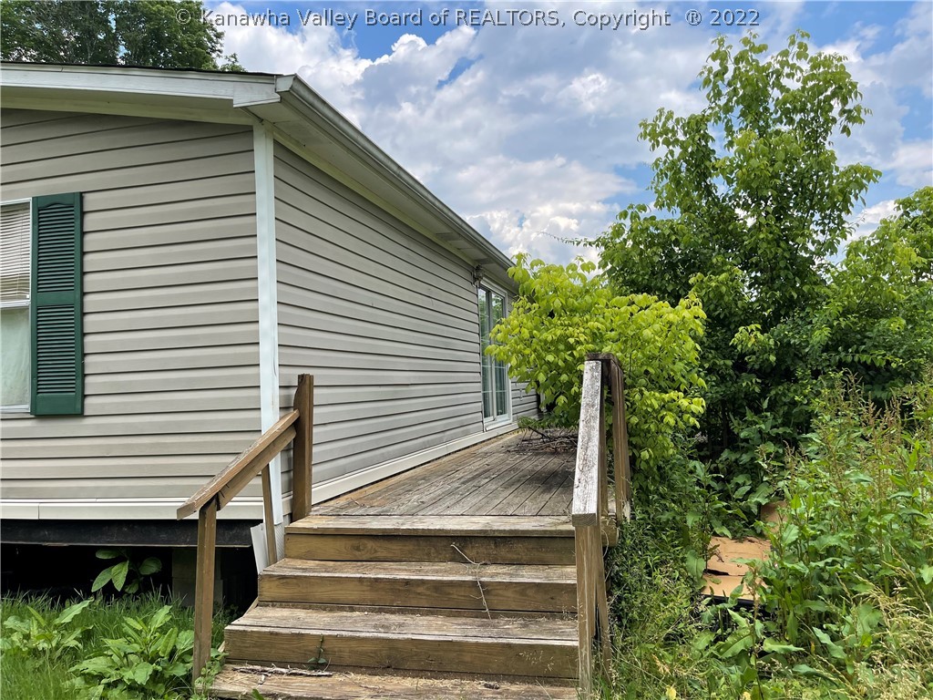 205 Camp Road St. Albans, WV 25177 - Photo 4 of 20 Gallery Image 4