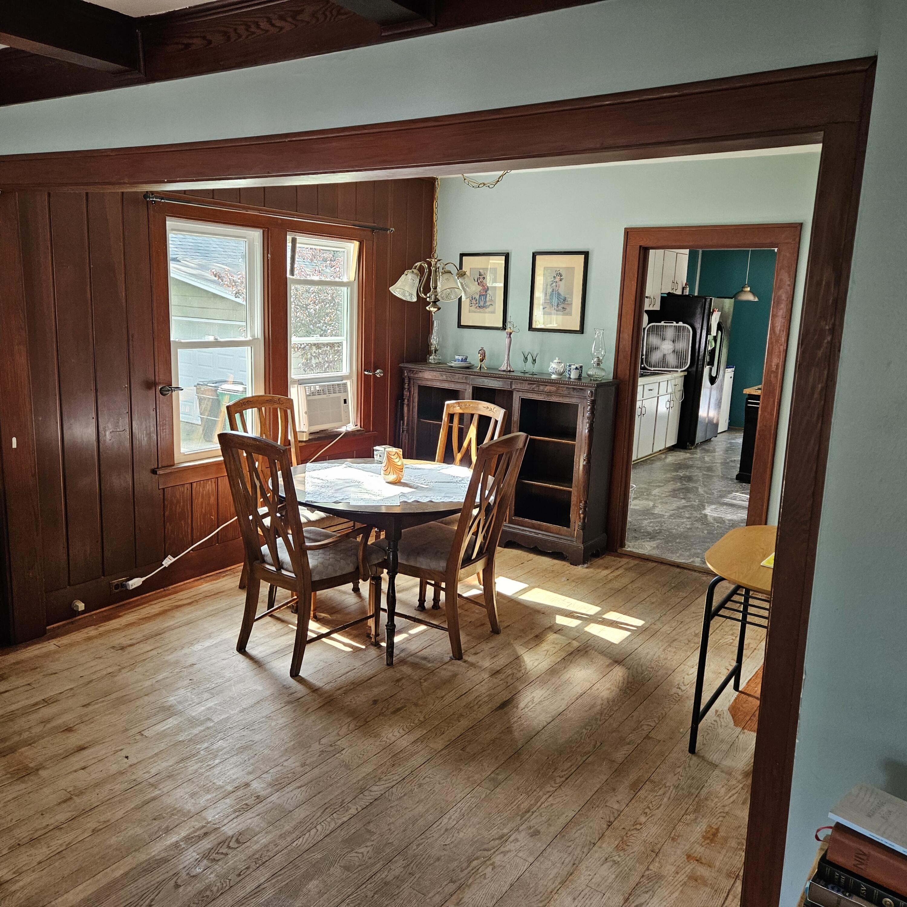 516 East Exchange Street Spring Lake, MI 49456 - Photo 7 of 26 20260630_100120