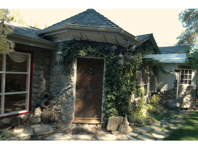 250 Lindenbrook Road Woodside, CA 94062 - Photo 2 of 13 a front view of a house