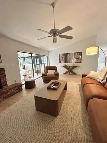 $3,450 | 4408 La Jolla Drive, Unit 19A, Bradenton, FL 34210