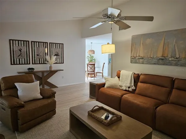 $3,450 | 4408 La Jolla Drive, Unit 19A, Bradenton, FL 34210
