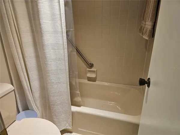 $3,450 | 4408 La Jolla Drive, Unit 19A, Bradenton, FL 34210