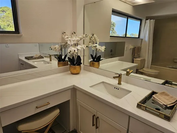 $3,450 | 4408 La Jolla Drive, Unit 19A, Bradenton, FL 34210
