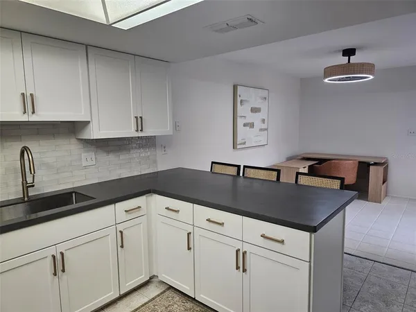 $3,450 | 4408 La Jolla Drive, Unit 19A, Bradenton, FL 34210