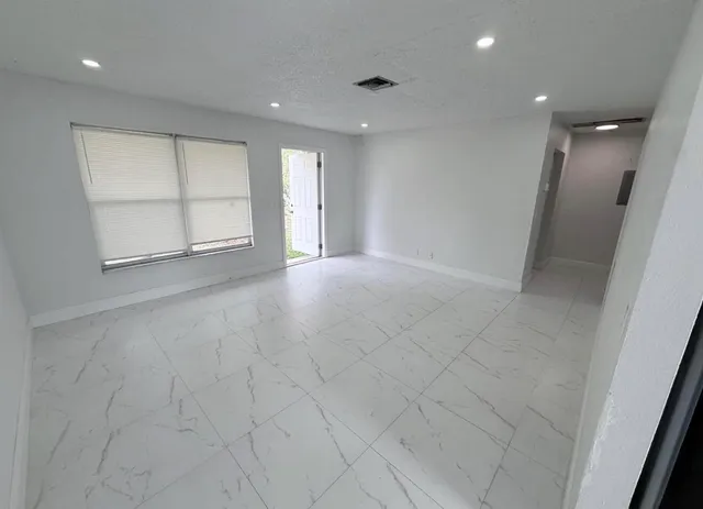 $2,200 | 5358 Wallis Road, Royal Palm Estates, FL 33415