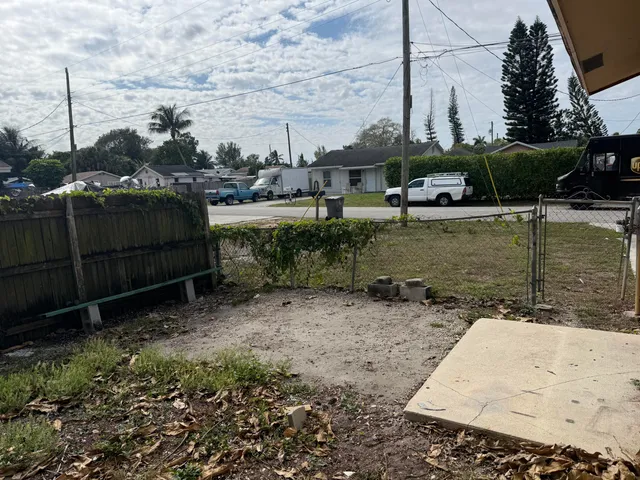 $2,200 | 5358 Wallis Road, Royal Palm Estates, FL 33415