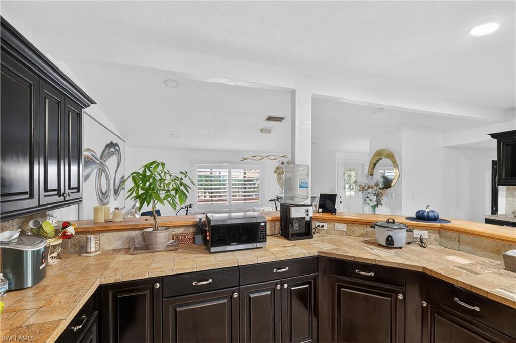 361 27th Street Southwest Naples, FL 34117 - Photo 17 of 45