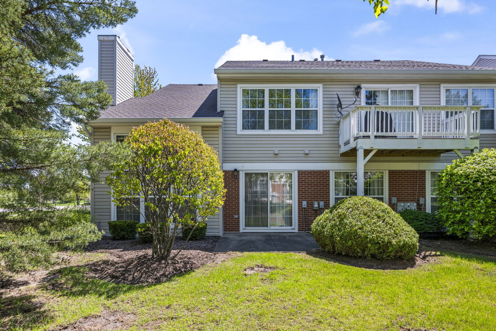 828 Old Checker Road Buffalo Grove, IL 60089 - Photo 18 of 19
