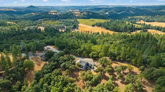 $423,000 | 10240 Ponderosa Way, Pine Grove, CA 95665