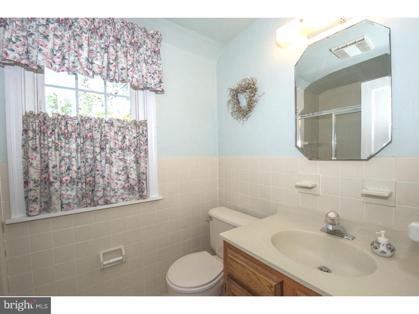 34 Pine Valley Road Broomall, PA 19008 - Photo 12 of 25 Gallery Image 12