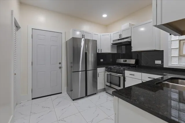 $499,000 | 4626 West Monroe Street, Chicago, IL 60644