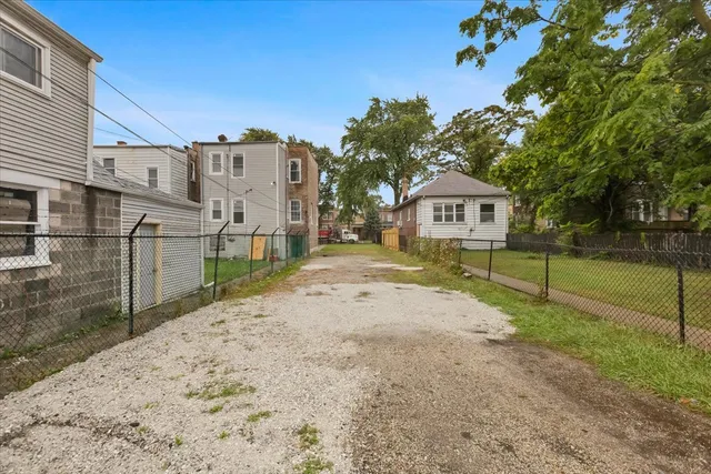 $499,000 | 4626 West Monroe Street, Chicago, IL 60644