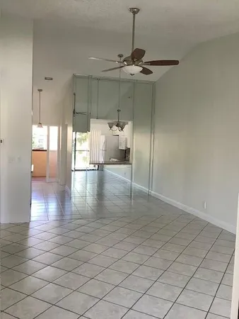 $2,100 | 2379 Southwest 15th Street, Unit 114, Deerfield Beach, FL 33442