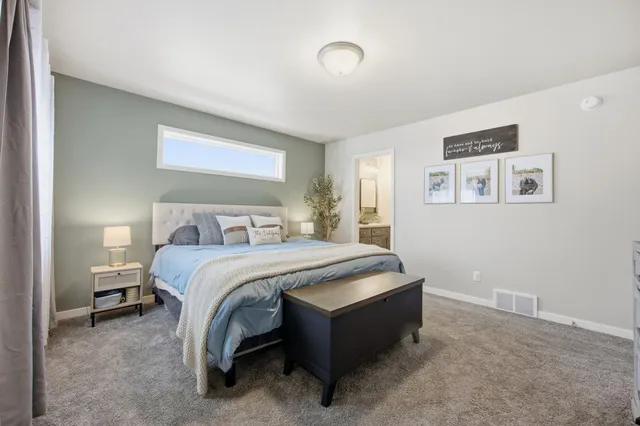 $475,000 | 413 Hampton Drive West, Moorhead, MN 56560