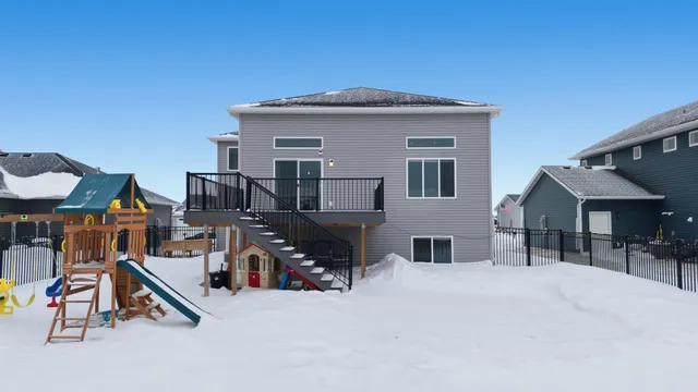 $475,000 | 413 Hampton Drive West, Moorhead, MN 56560