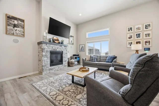 $475,000 | 413 Hampton Drive West, Moorhead, MN 56560