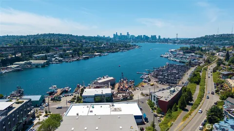 $849,800 | 3929 2nd Avenue Northeast, Seattle, WA 98105