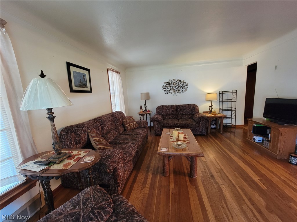 3908 Snow Road Cleveland, OH 44134 - Photo 23 of 29