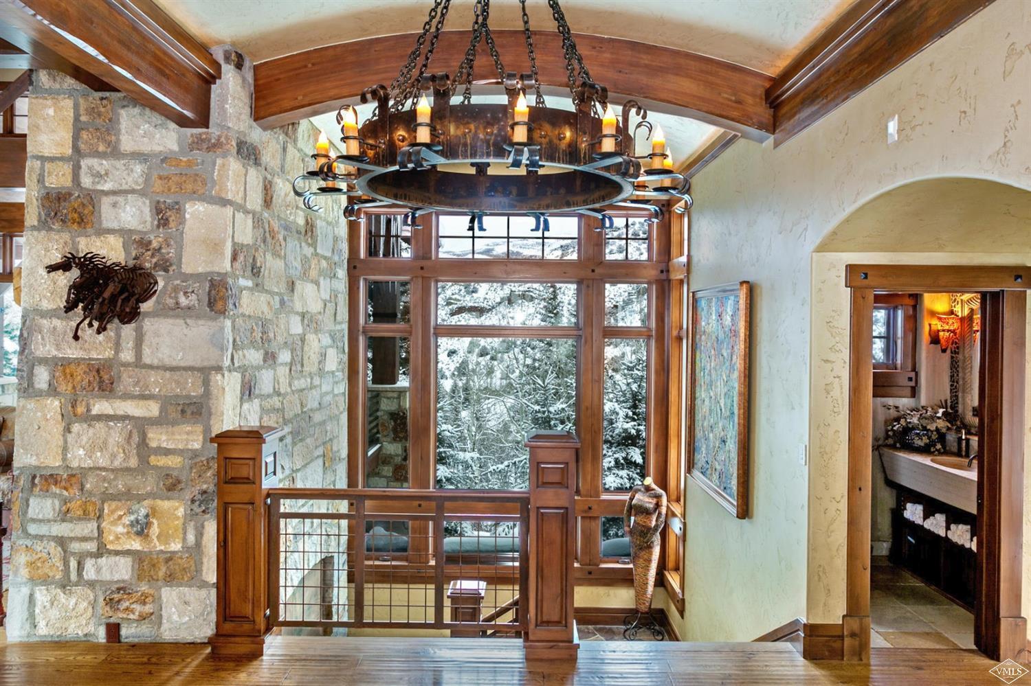 605 Andorra Road Edwards, CO 81632 - Photo 4 of 25 a view of a interior of the building