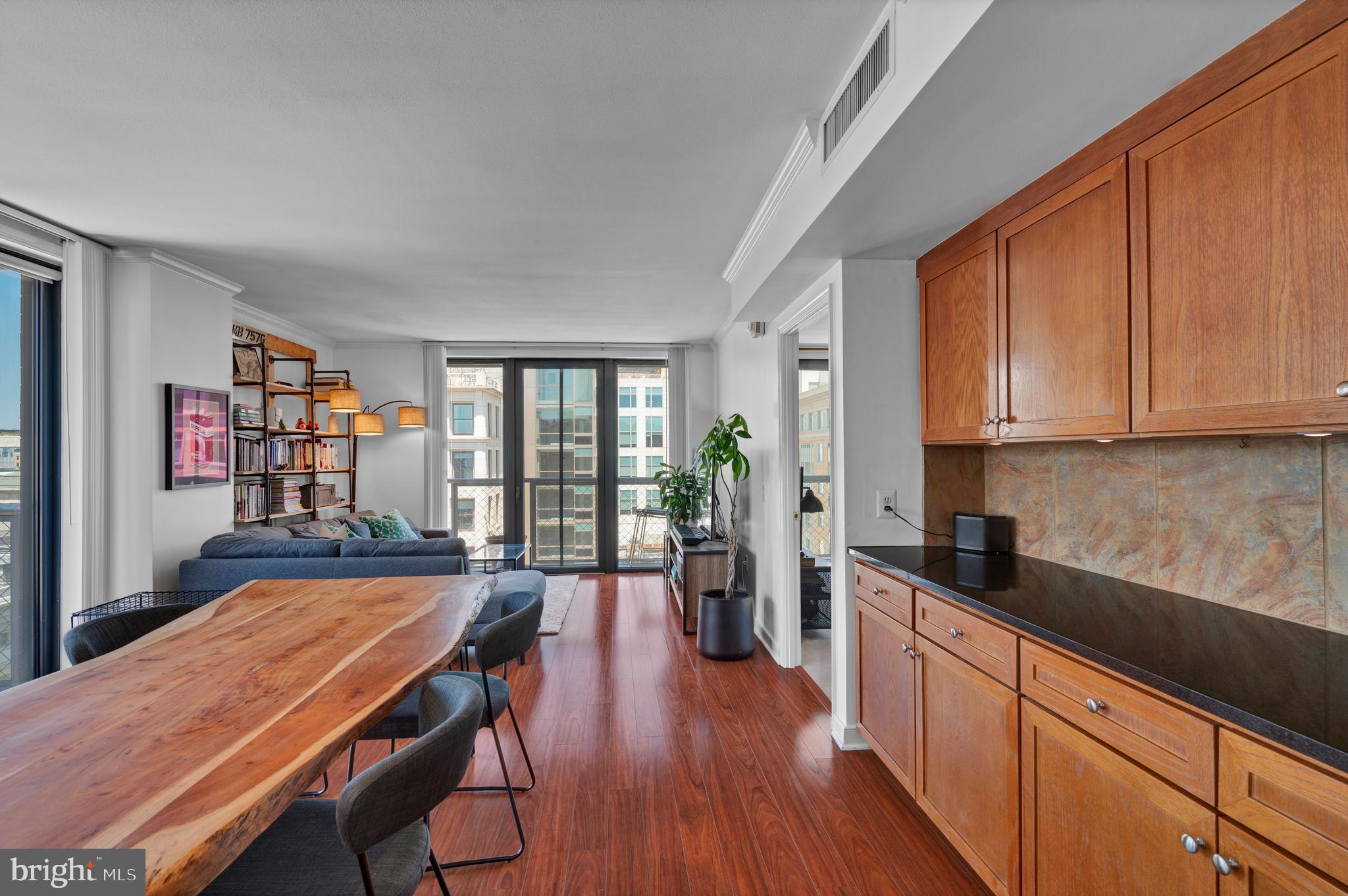 616 E Street Northwest, Unit 1118 Washington, DC 20004 - Photo 8 of 52