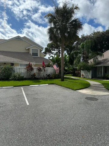 $1,825 | 723 Players Court, Melbourne, FL 32940