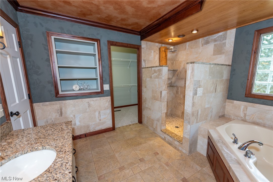 5925 Wolf Run Road Southeast Dennison, OH 44621 - Photo 13 of 35 Fabulous master bath with large walk in closet!