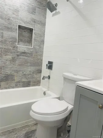 $3,700 | 1-57 Beach 25th Street, Unit 2 | Far Rockaway