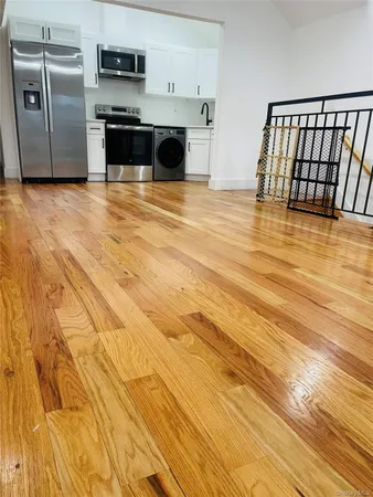 $3,700 | 1-57 Beach 25th Street, Unit 2 | Far Rockaway