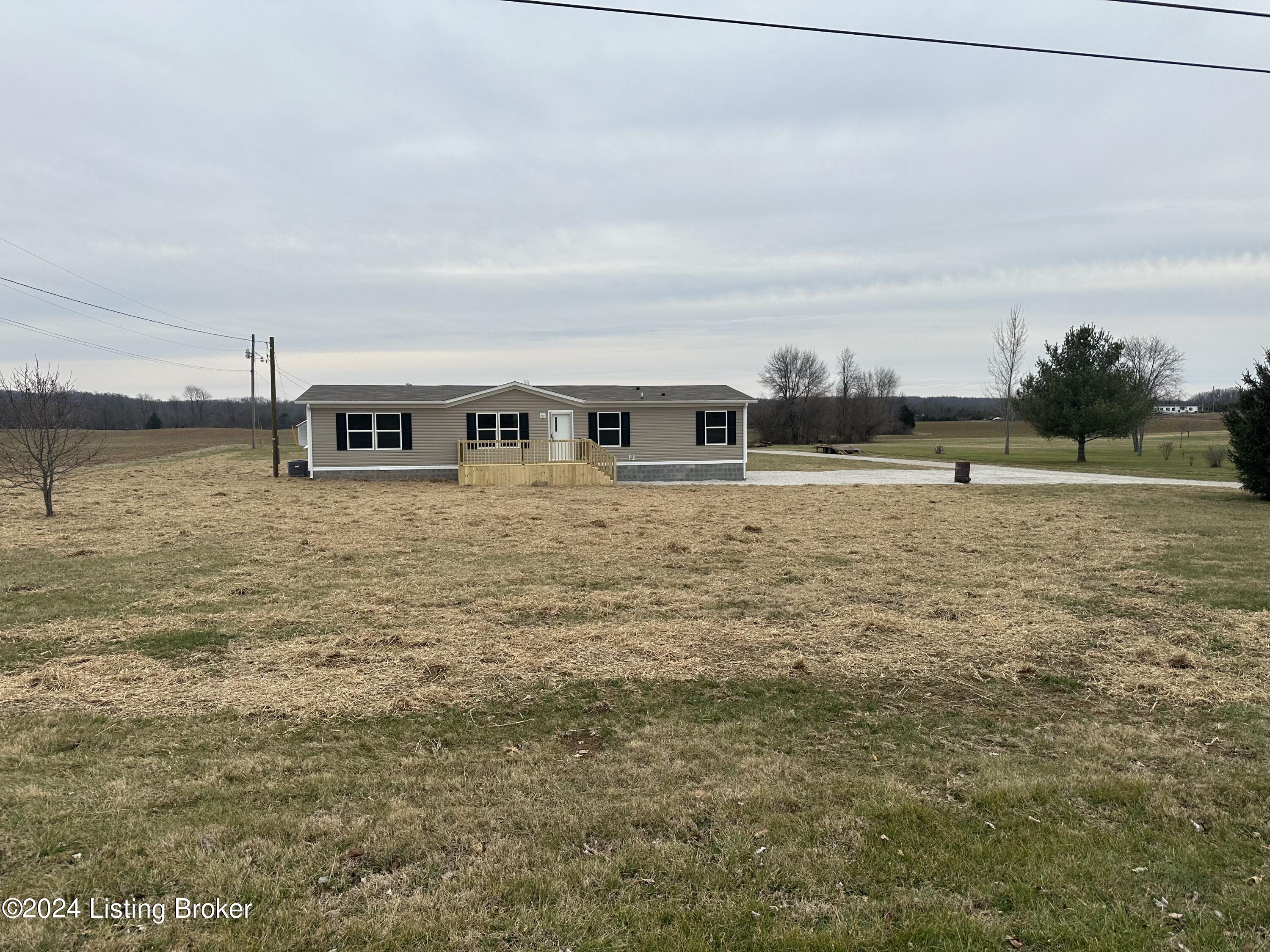 1138 Charlie Pile Road Guston, KY 40142 - Photo 2 of 35 IMG_9246
