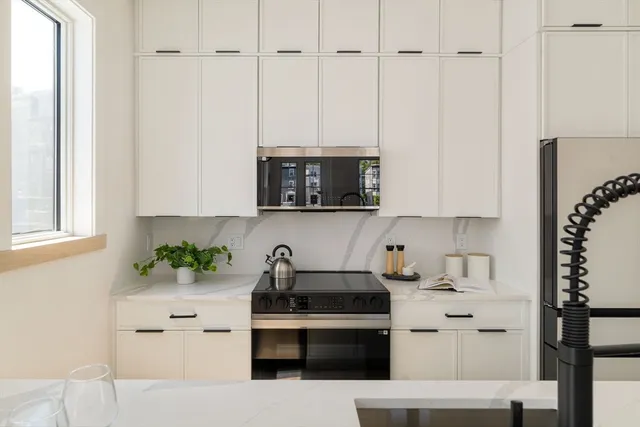 $449,900 | 140 Shirley Street, Unit 204, Winthrop, MA 02152