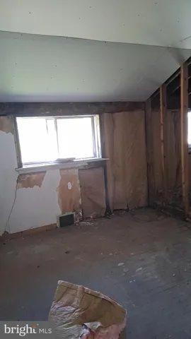 $350,000 | 9370 Highway 220, Bedford, PA 15522