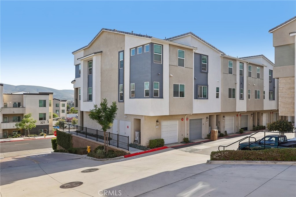 342 Fitzpatrick Road, Unit 106B1 San Marcos, CA 92069 - Photo 43 of 58
