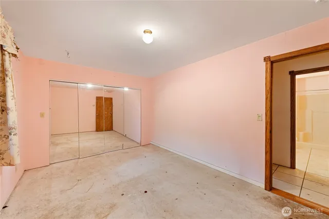 wooden floor in a room