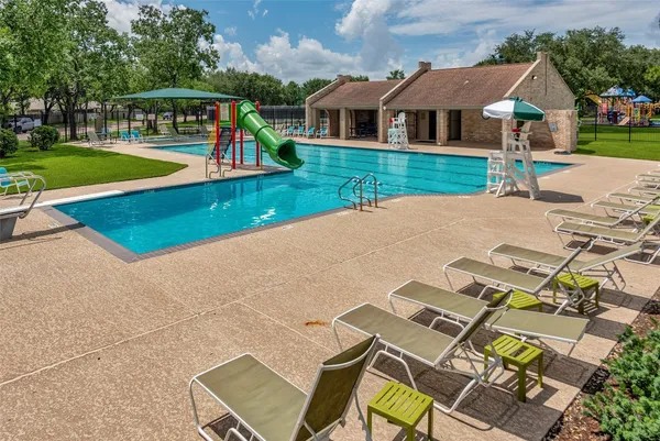 $2,000 | 2779 Forest Point Drive, League City, TX 77573