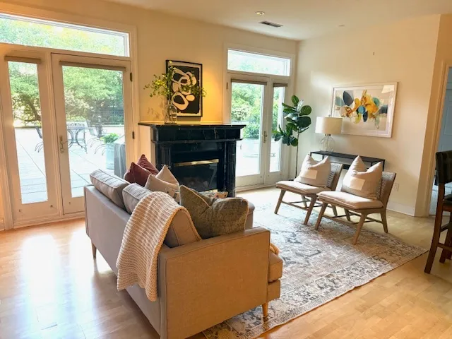 $324,900 | 1515 North Van Buren Street, Unit 208, Milwaukee, WI 53202